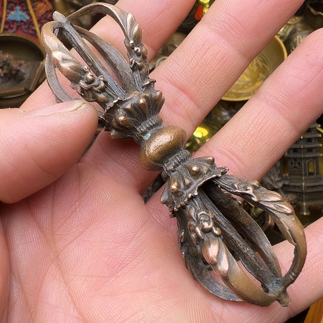 精品铜器，精美文玩