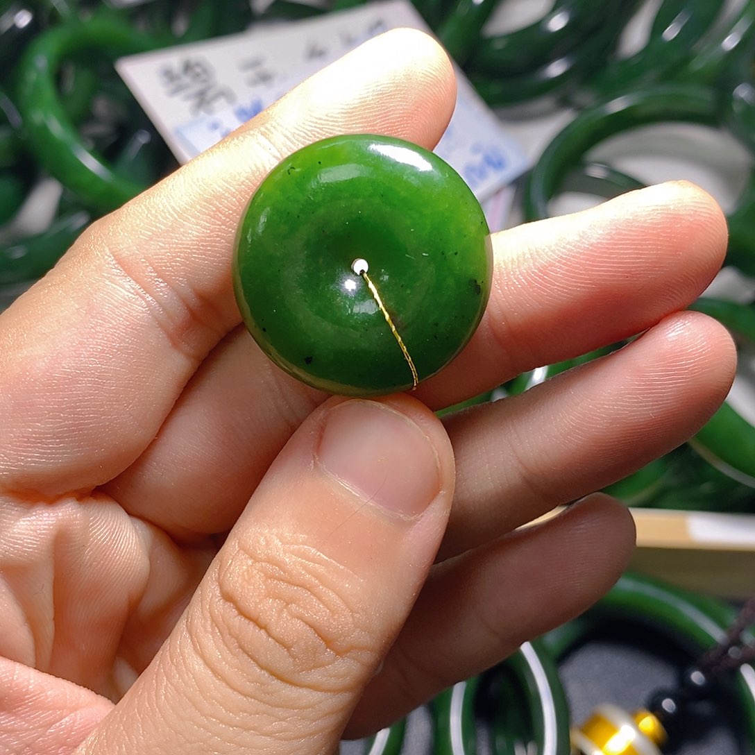 雪***铭和田玉（碧玉）未镶嵌手链