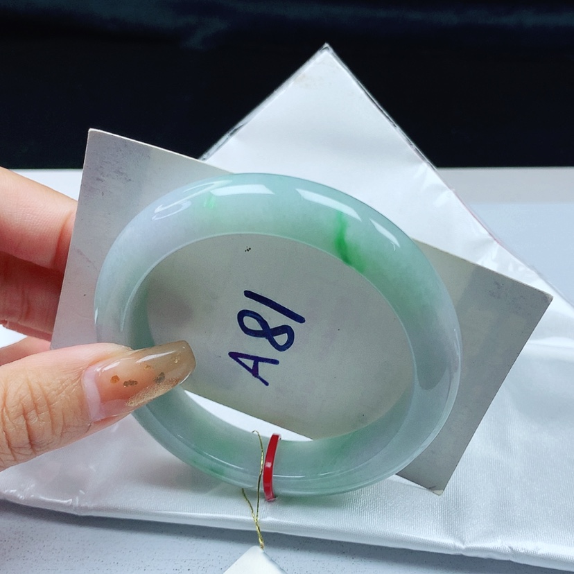 【闪购商品】翡翠手镯未镶嵌 正圈55+