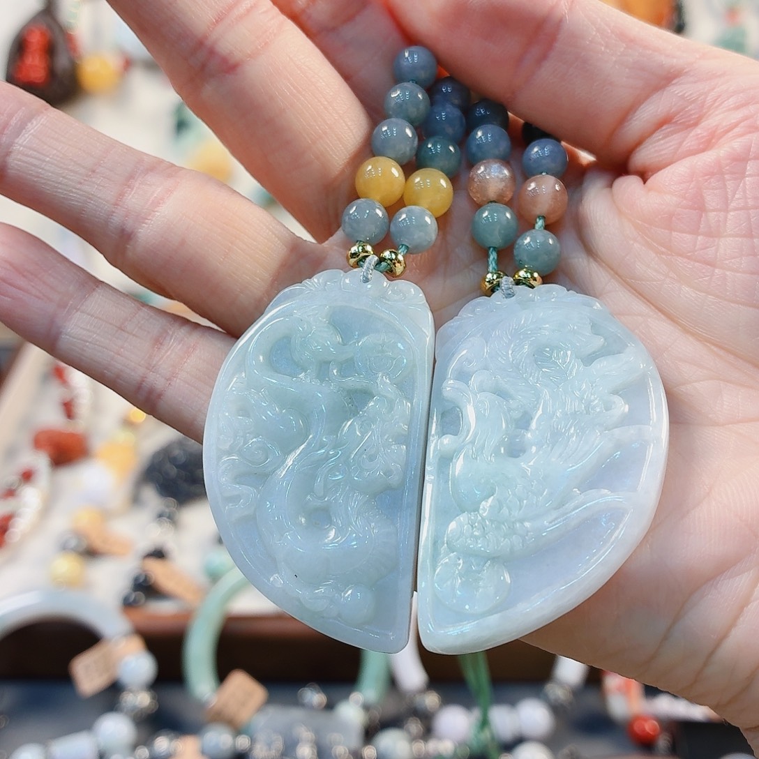 霖***楠翡翠未镶嵌手链福利