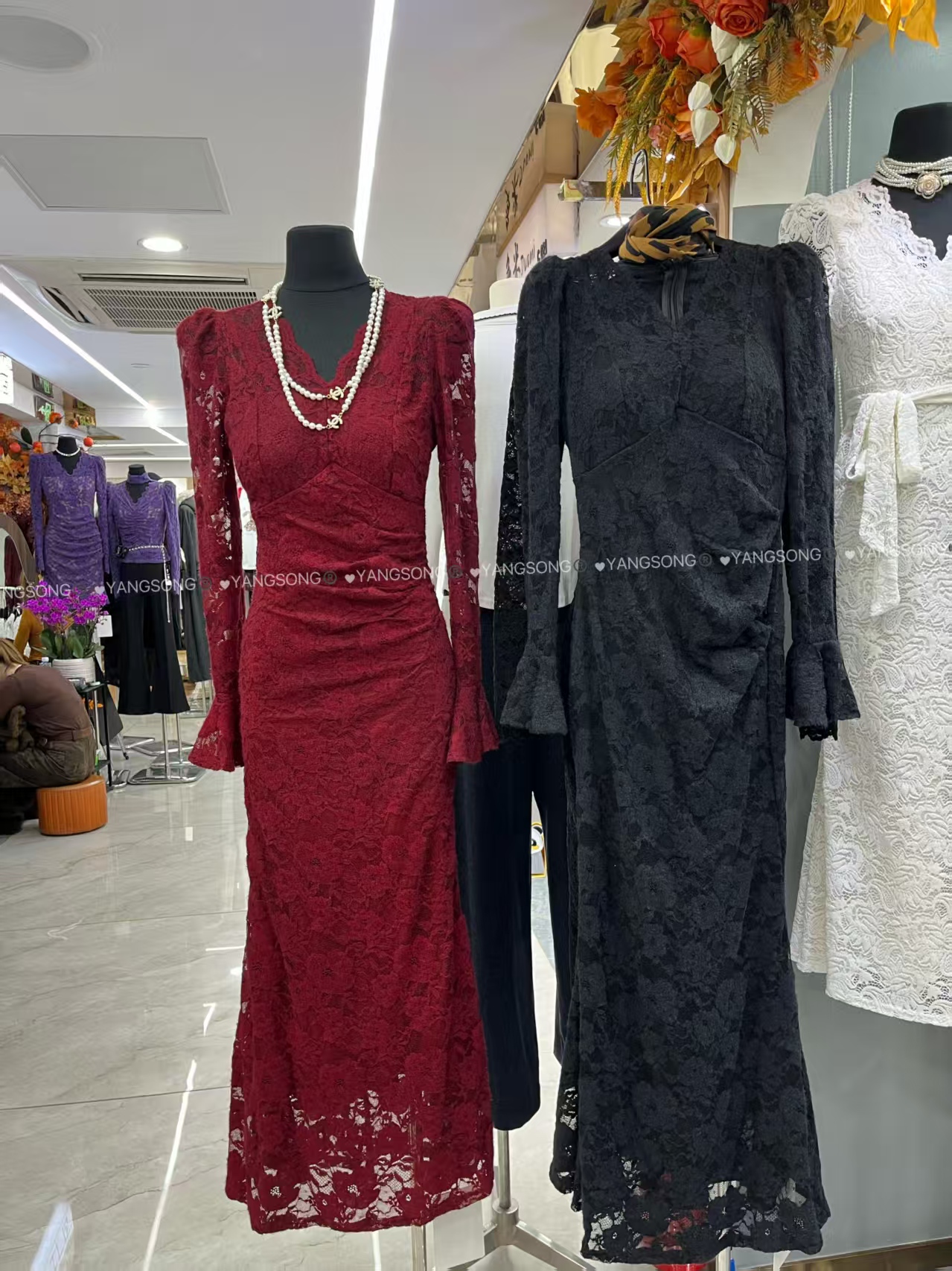 法式气质花长袖连衣裙女秋冬季修身高级 风包臀长裙年款会有浮毛