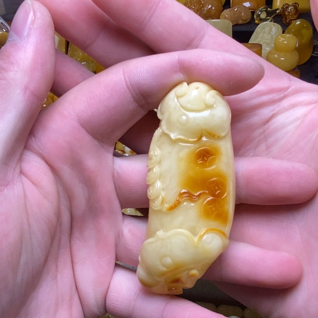 琥珀未镶嵌裸石蜜蜡