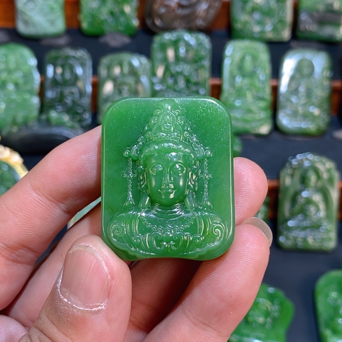 和田玉颈饰未镶嵌小*潺