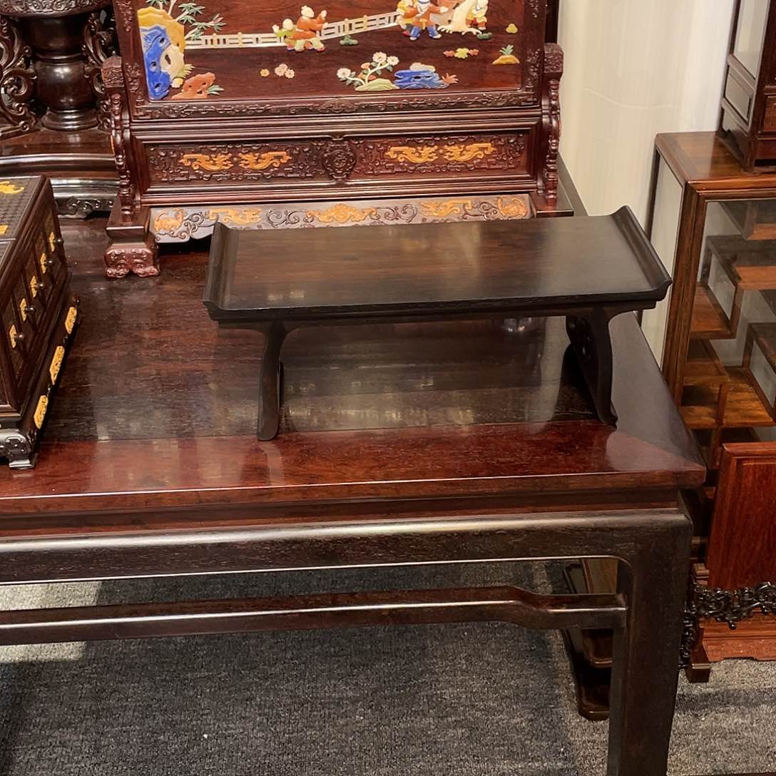 黑酸枝木类成套家具