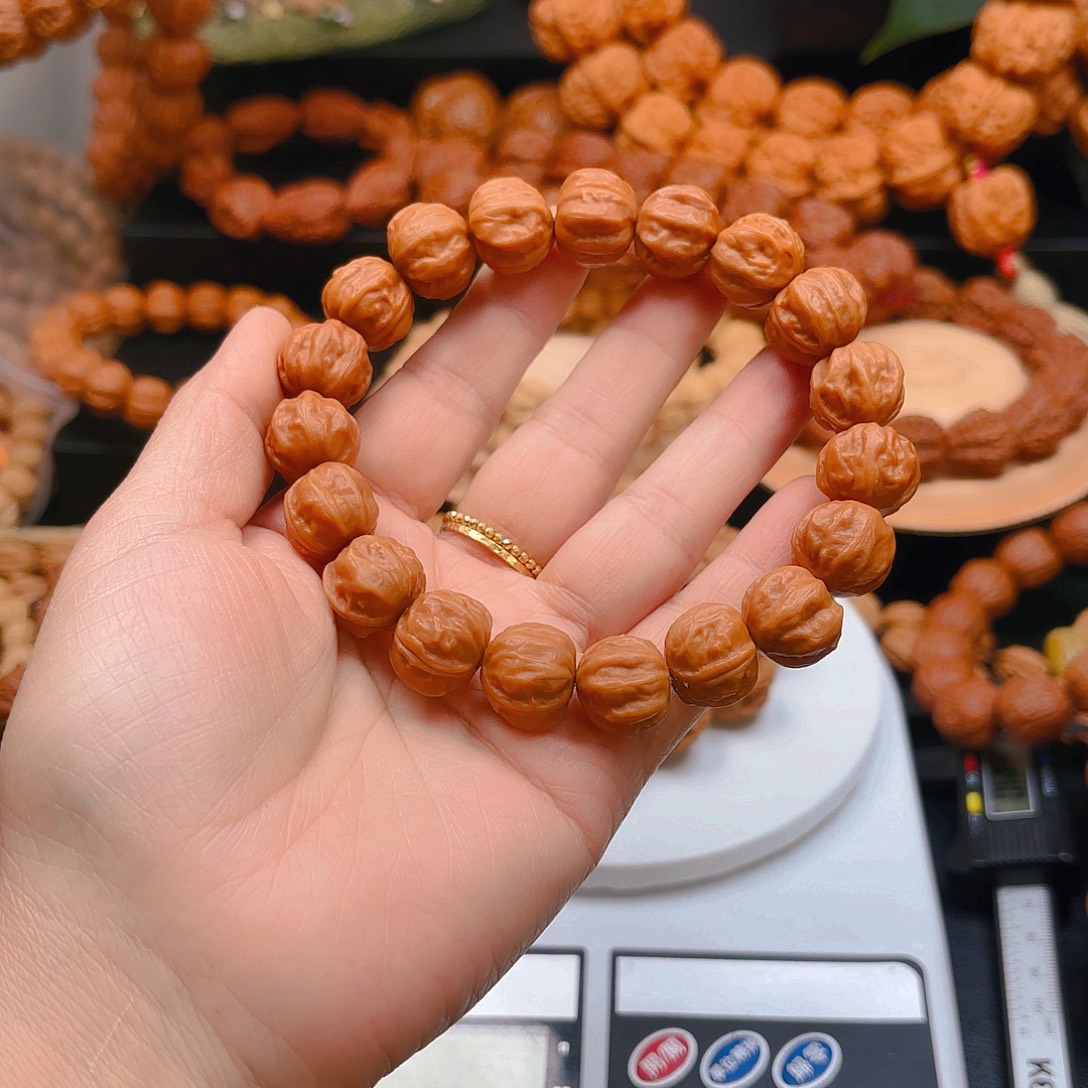 轻***。吊坠文玩核桃核桃手串