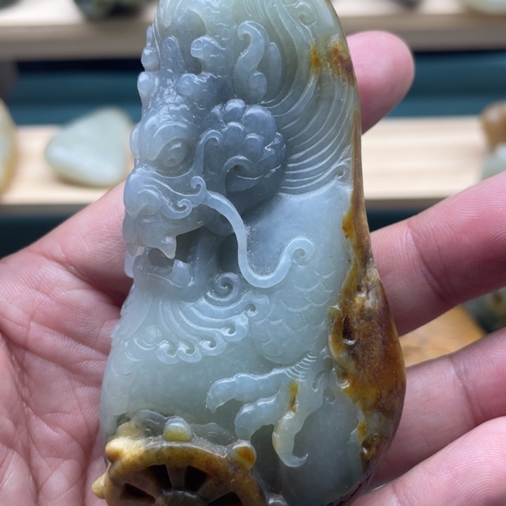 颈饰未镶嵌和田玉（子料）