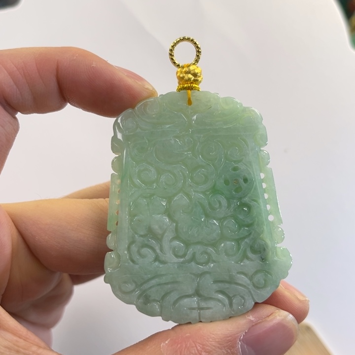 翡翠吊坠(赠链)未镶嵌代编织