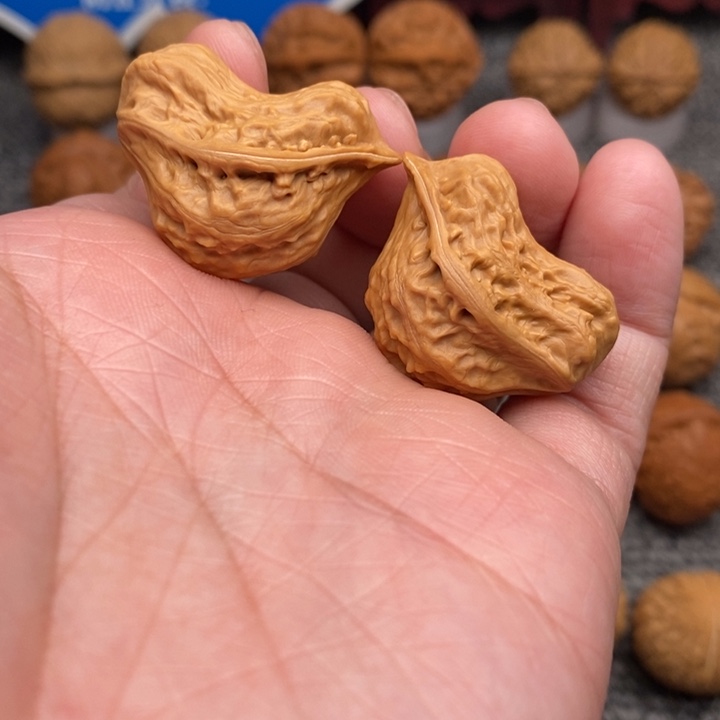 文玩核桃把件小鸟