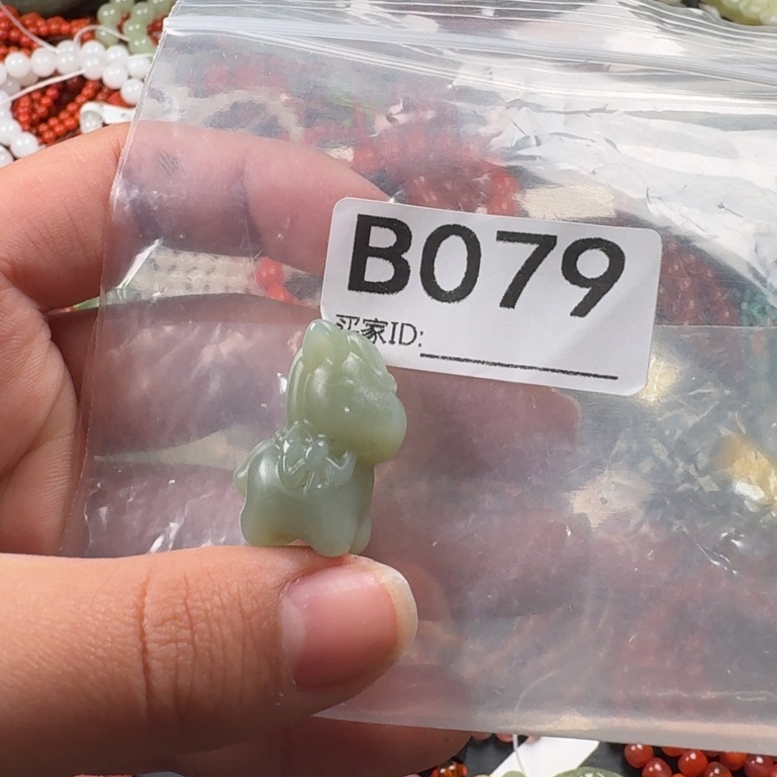 和田玉未镶嵌珠宝奇石