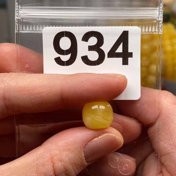 小***麦蜜蜡未镶嵌裸石12.3福利