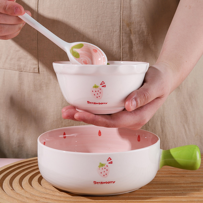 草莓手柄碗米饭碗勺子3件套装 陶瓷碗家用微波炉烤箱用釉下彩