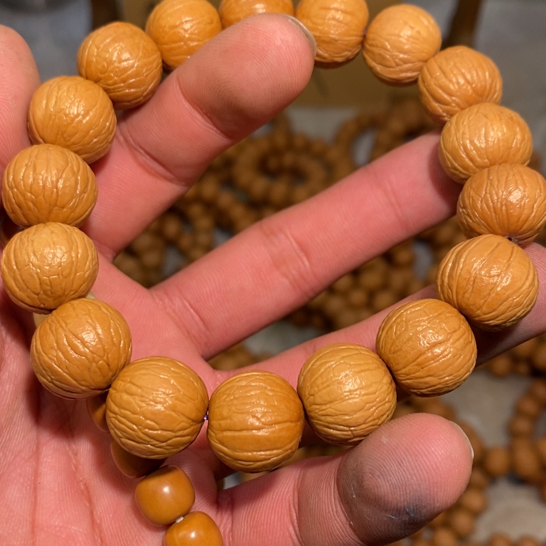 猴头核桃吊坠猴头聚宝盆手串全品