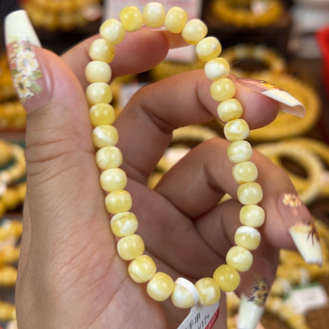 琥珀裸石未镶嵌kknnnnnnmmmm