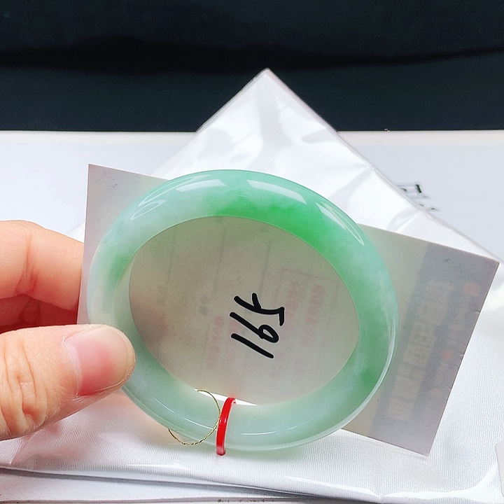 翡翠手镯未镶嵌54➕圈口