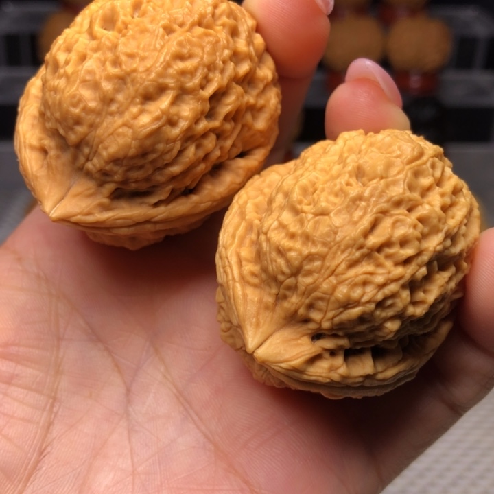 文玩核桃把件9麒麟狮子头