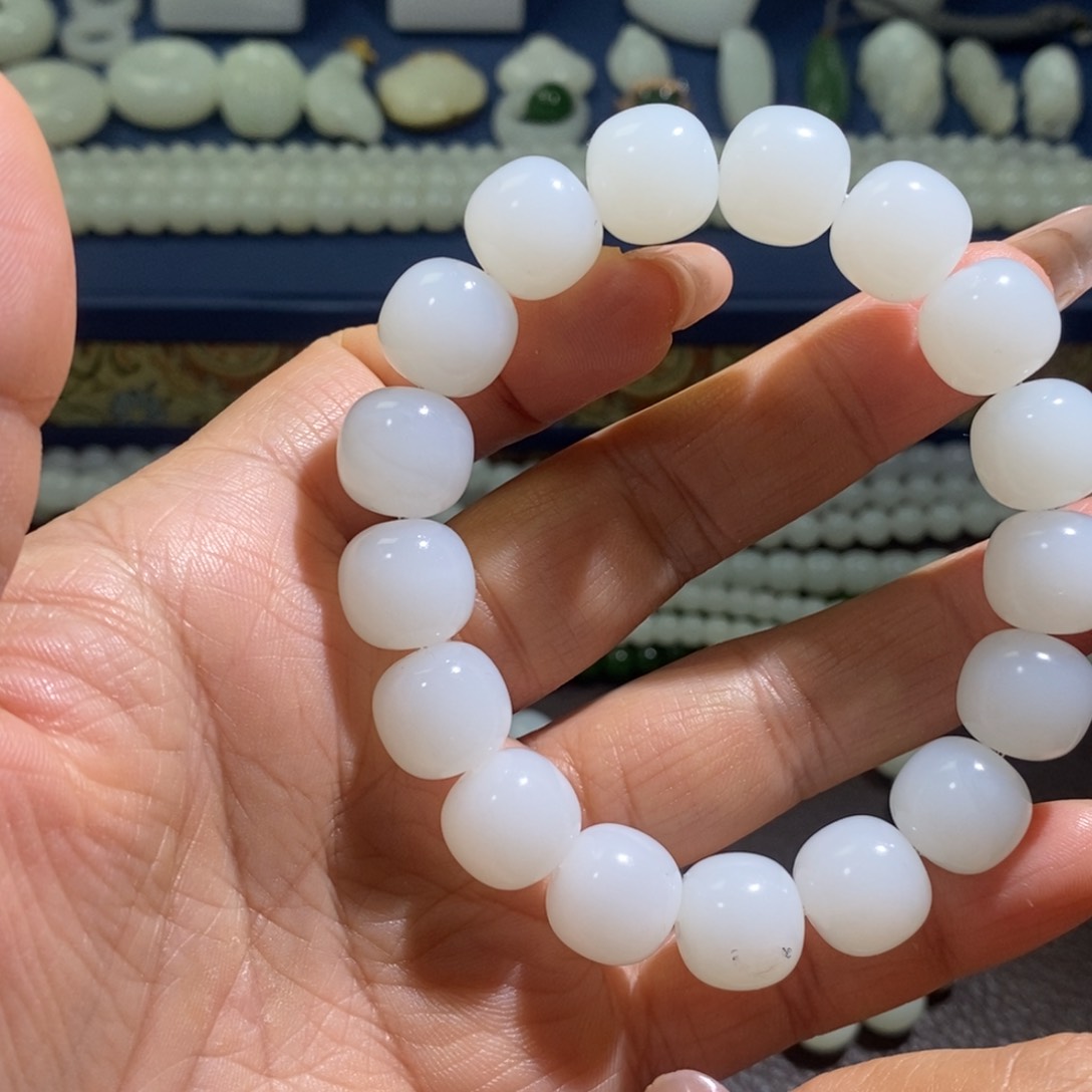 和田玉手链未镶嵌七*