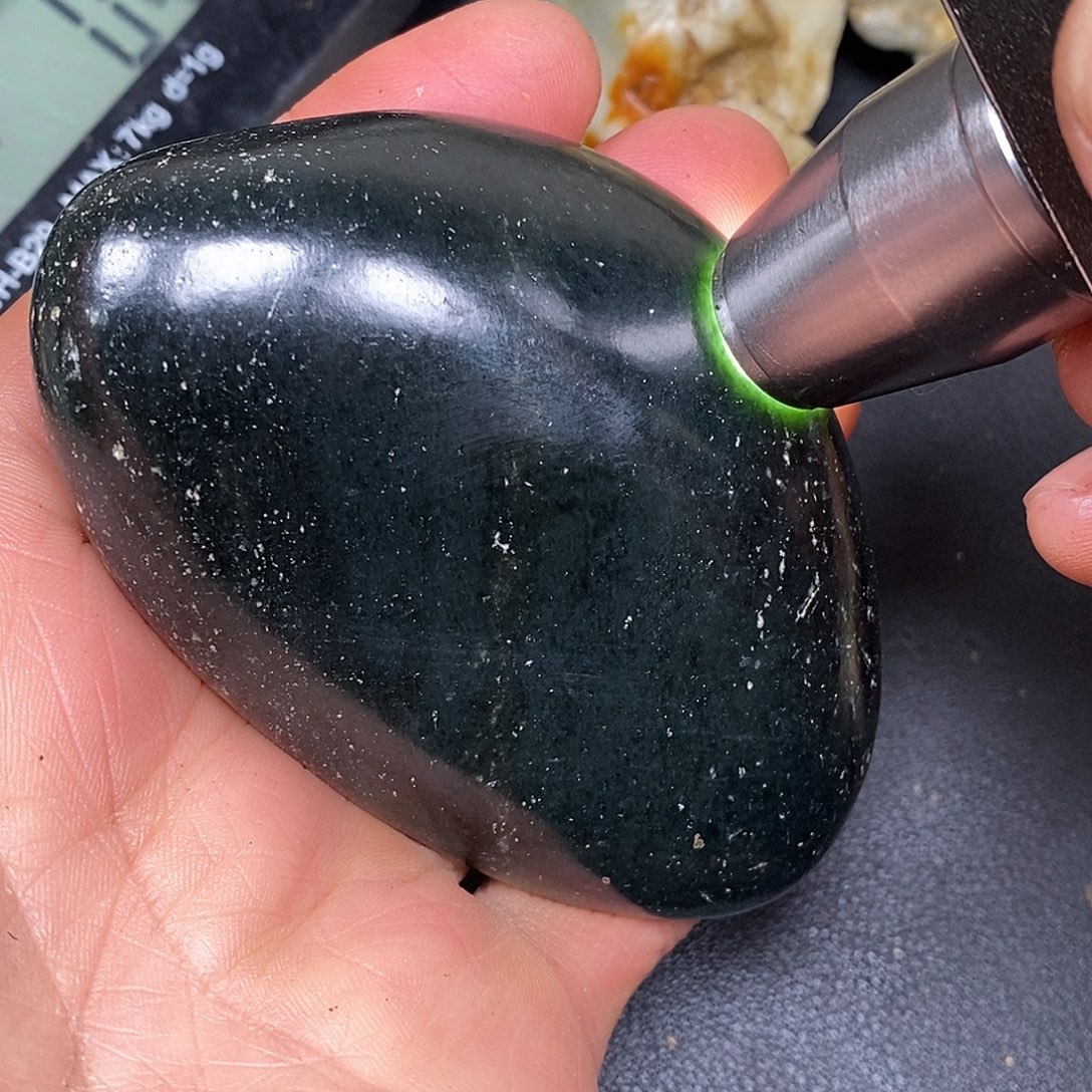 和田玉未镶嵌珠宝奇石