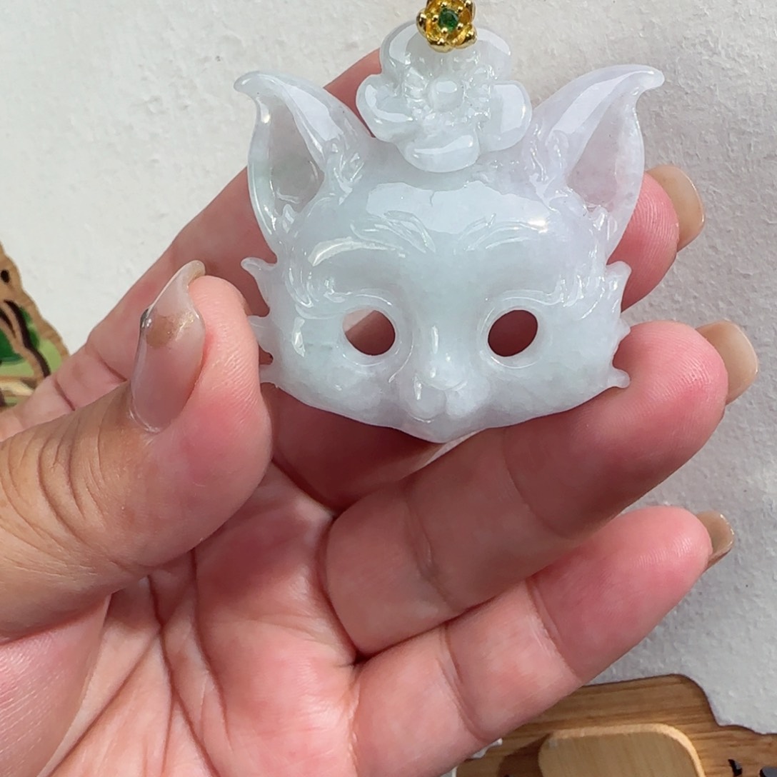 翡翠未镶嵌颈饰仿古