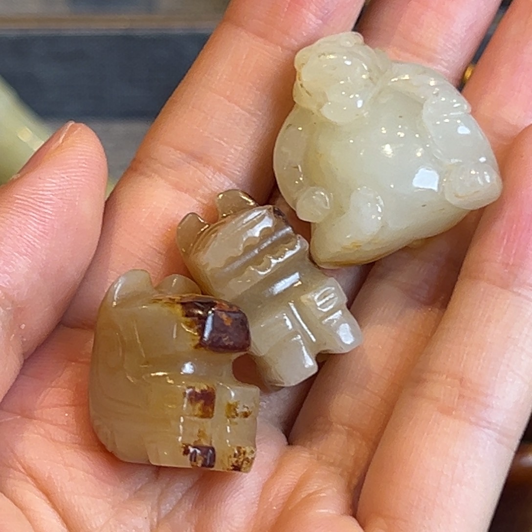 和田玉未镶嵌挂件依*