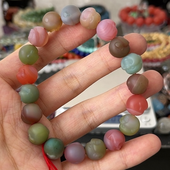 玛瑙/玉髓手链未镶嵌矿坑