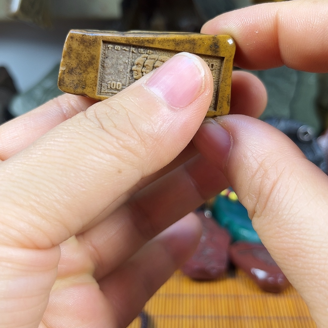 新疆戈壁石原石雕刻26