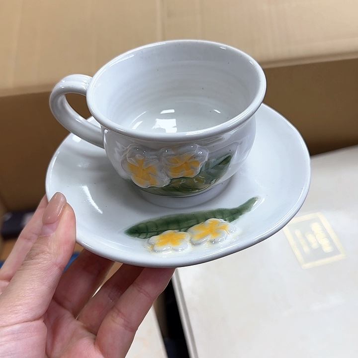精品瓷器。            
