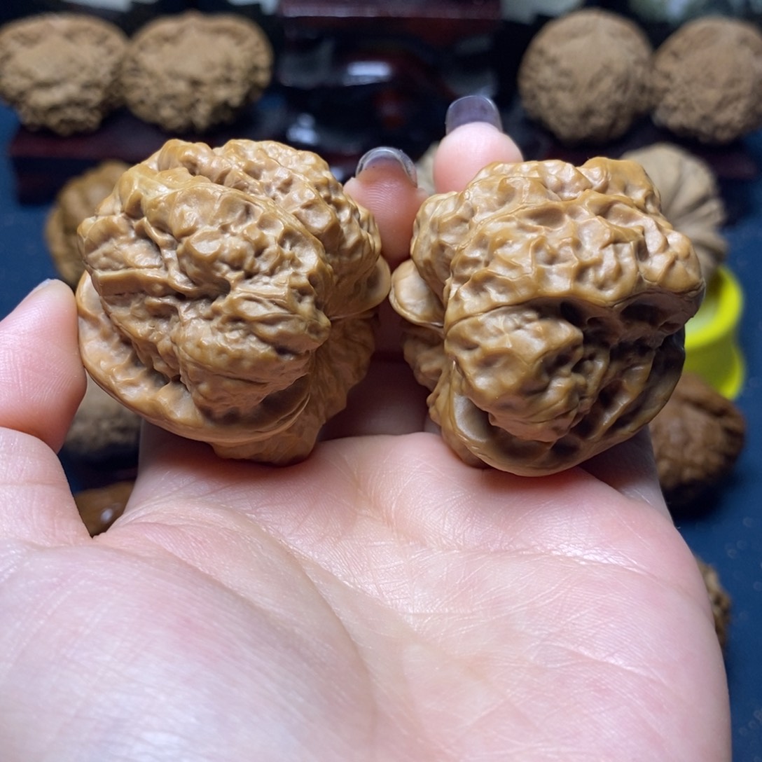 文玩核桃吊坠蛤蟆头40尺07