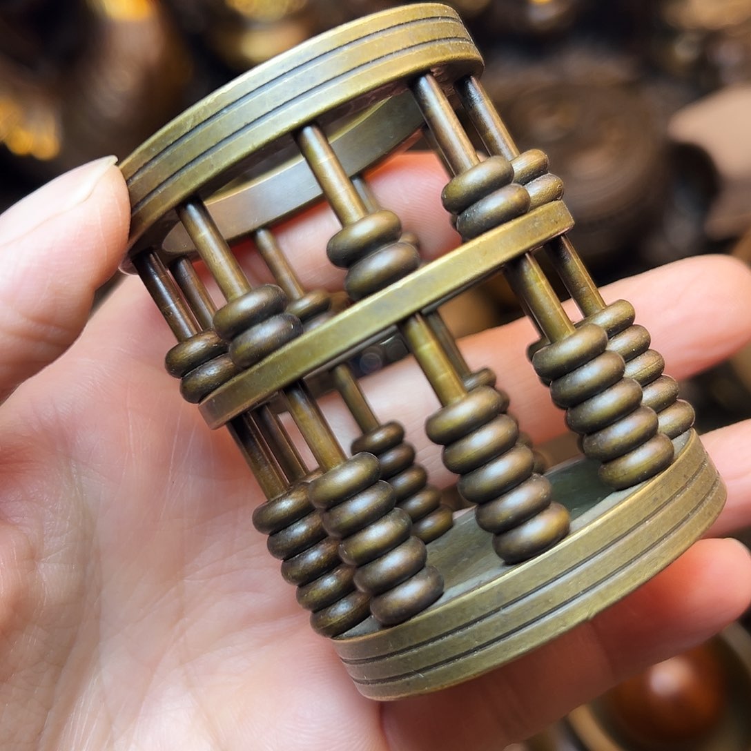 精美铜器工艺品等