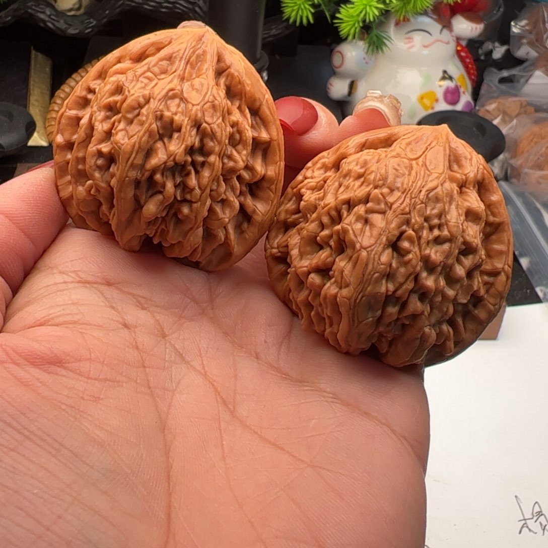 文玩核桃吊坠滢虎头王４３