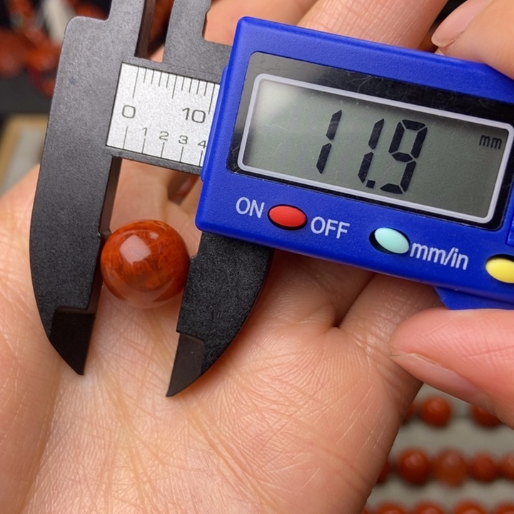 南红玛瑙配饰未镶嵌