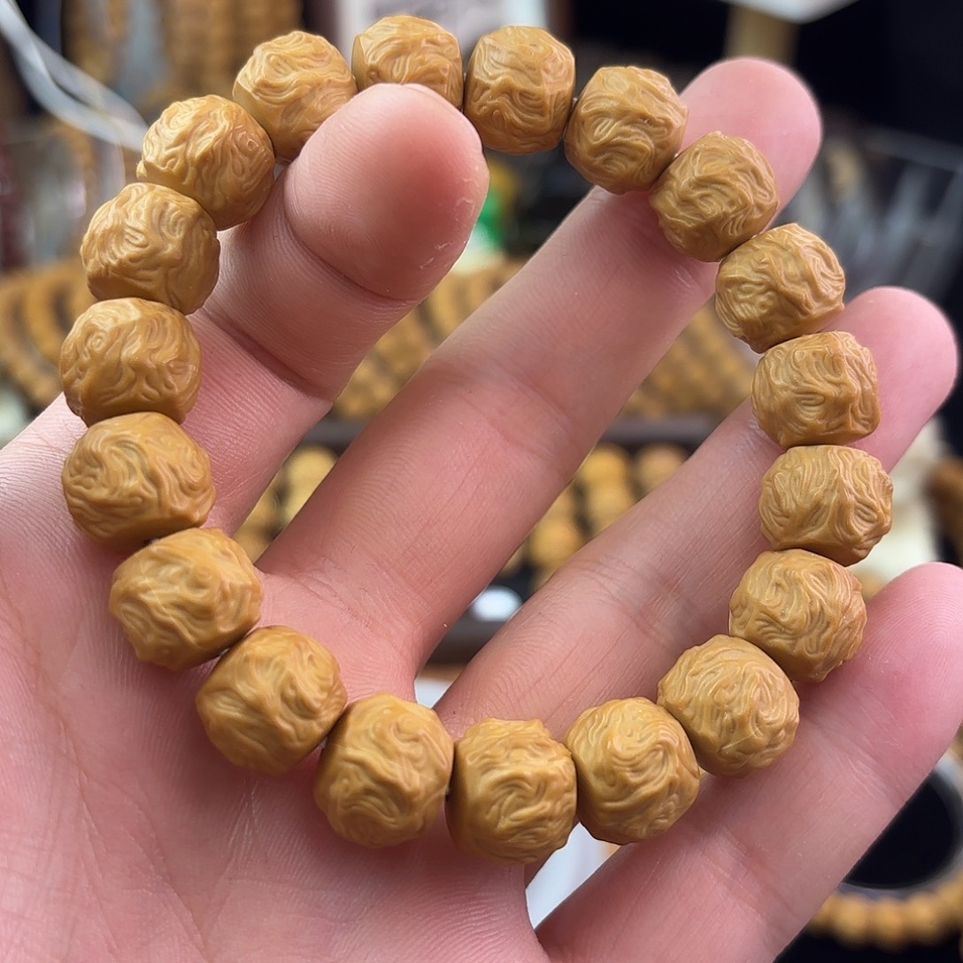 吊坠猴头核桃龙岩大龙蛇之变79米