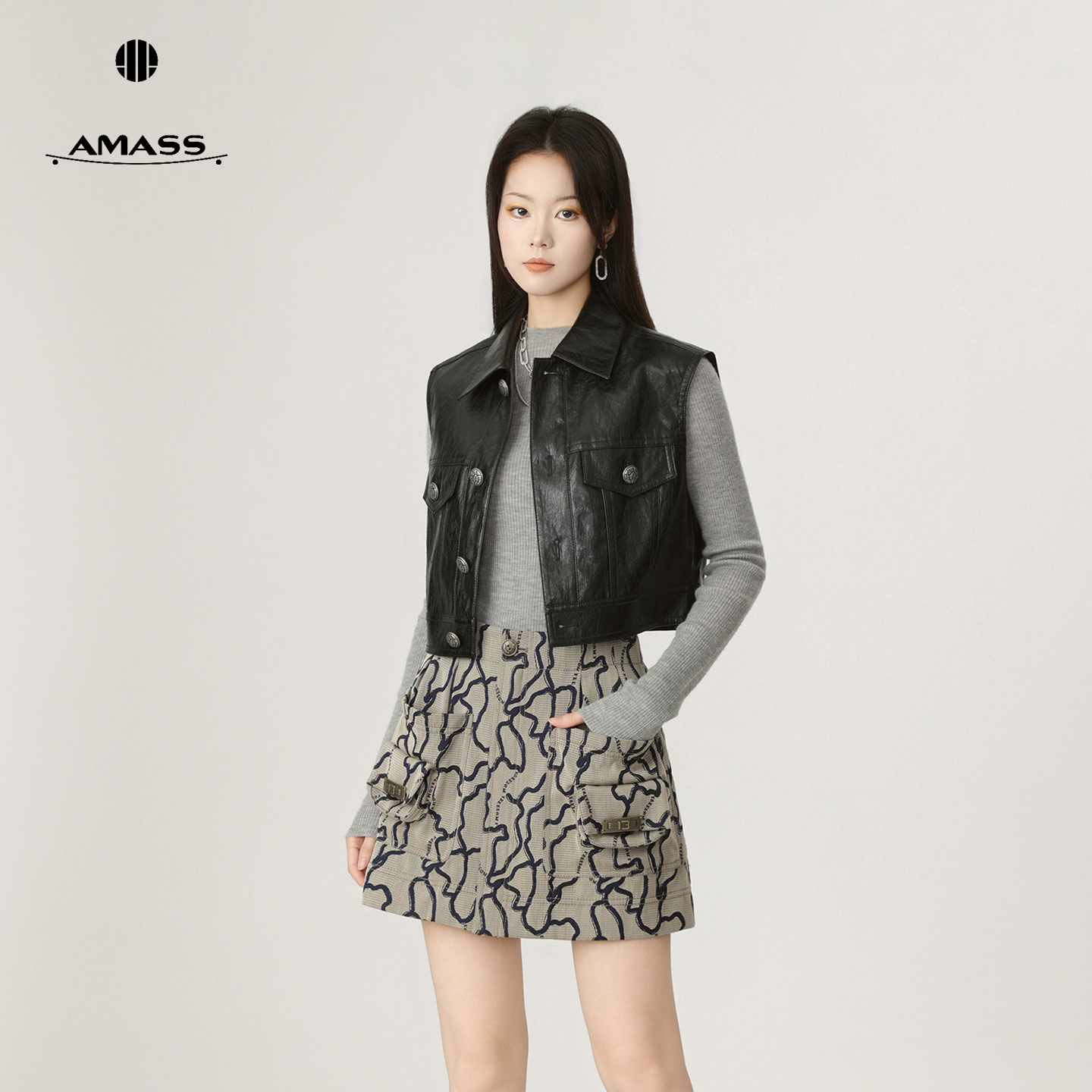 AMASS/阿玛施秋冬复古高级感小众炸街时髦叠穿外搭皮衣马甲549521