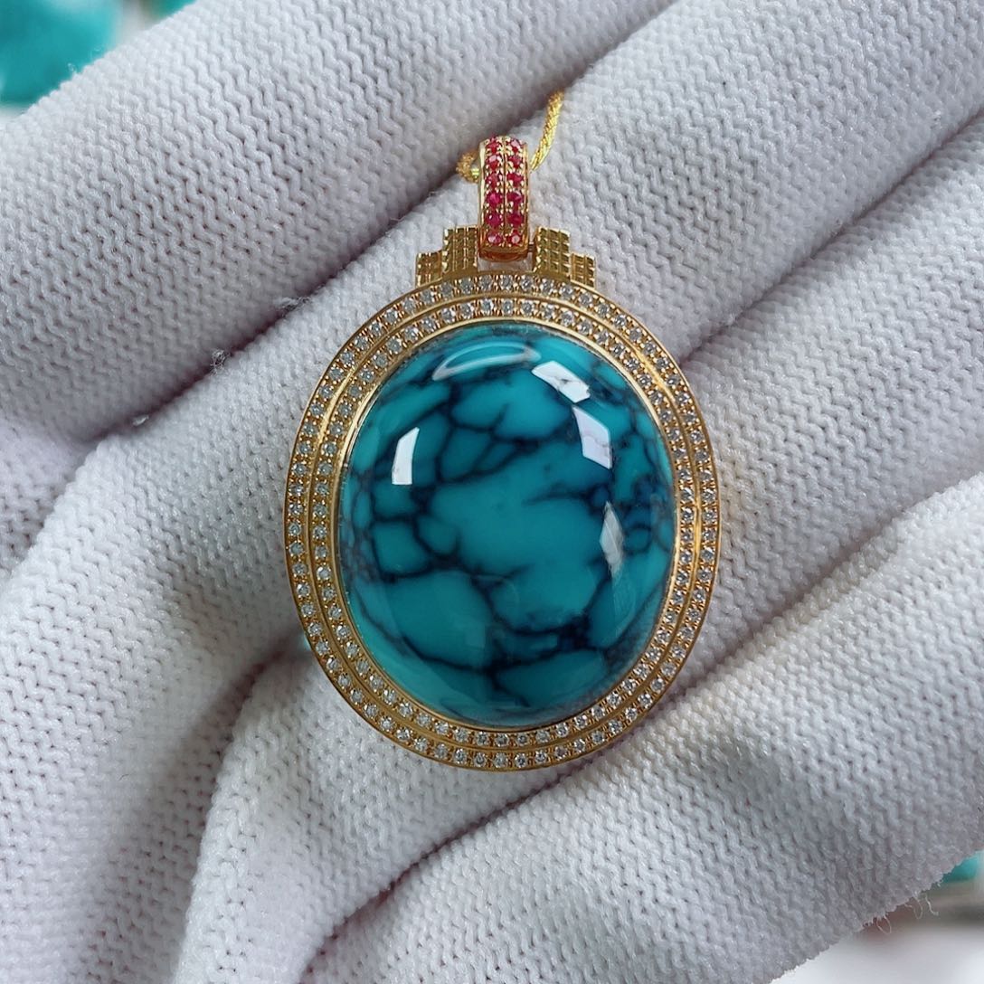 绿松石颈饰18K金镶嵌