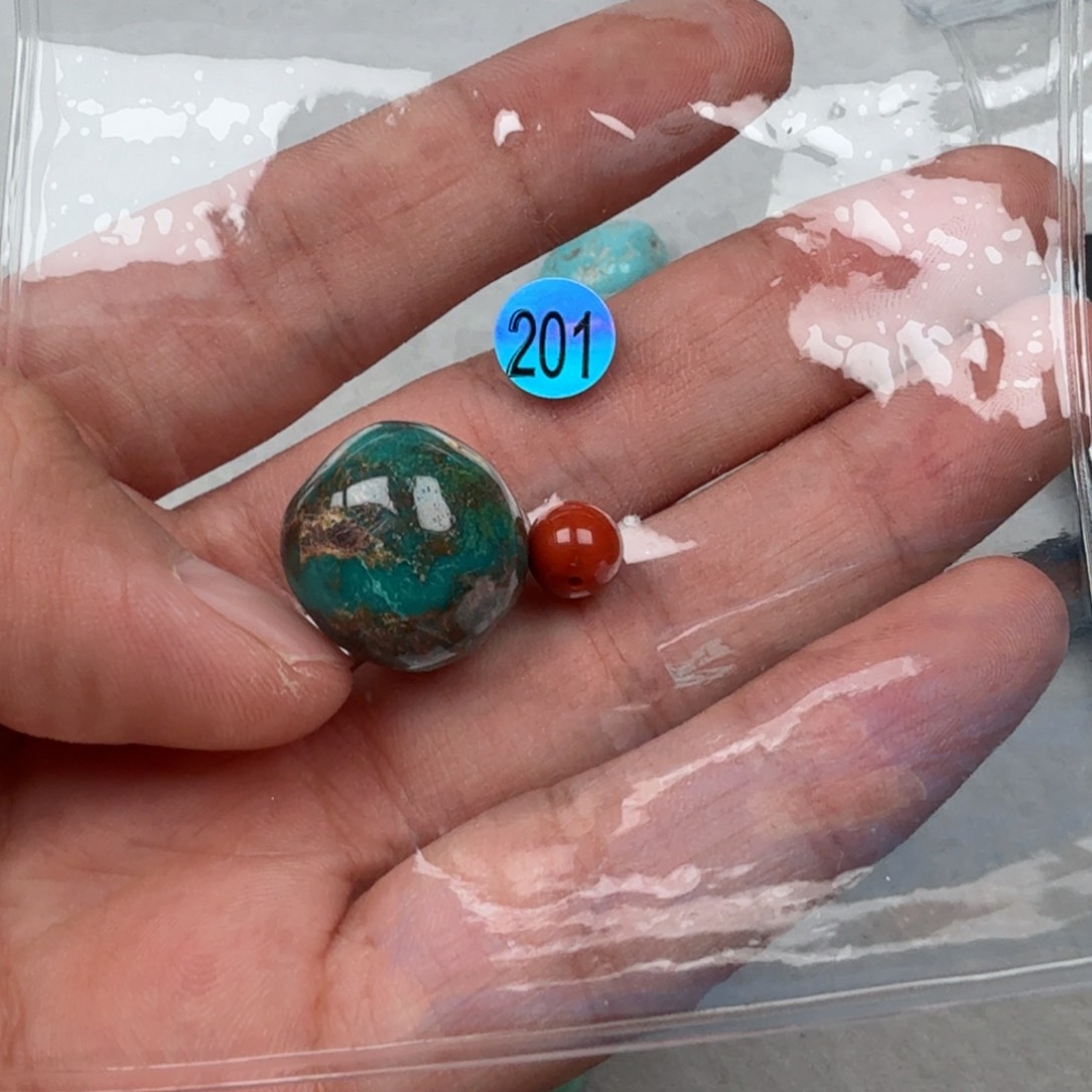 南红玛瑙未镶嵌珠宝奇石叶*绵