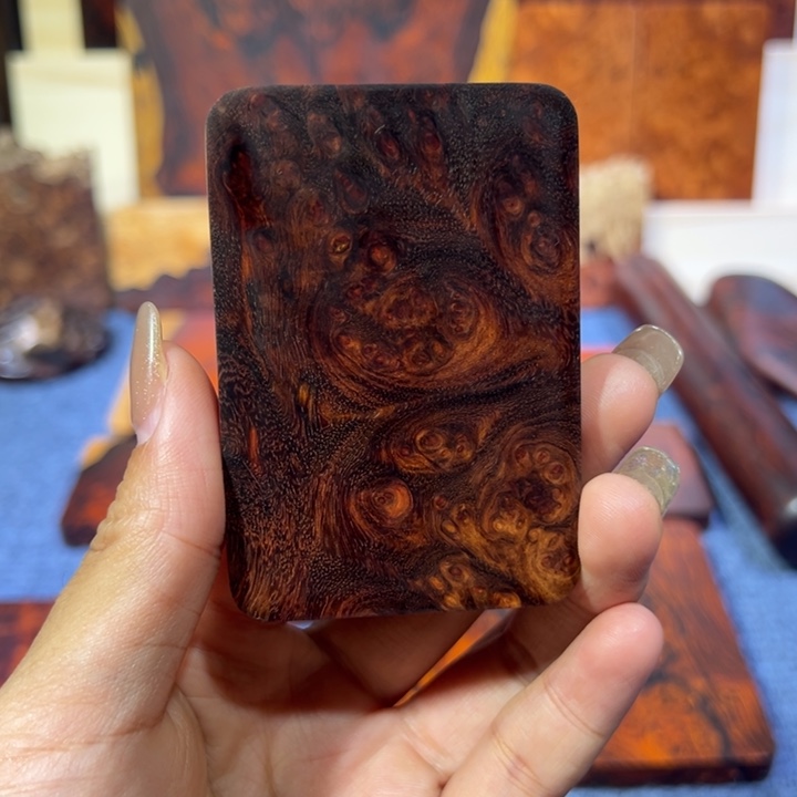 烦***烦牌子直播间一物一拍