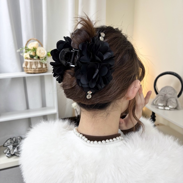 L720夕洛新款重工13cm抓夹时尚鲨鱼夹气质半扎发夹