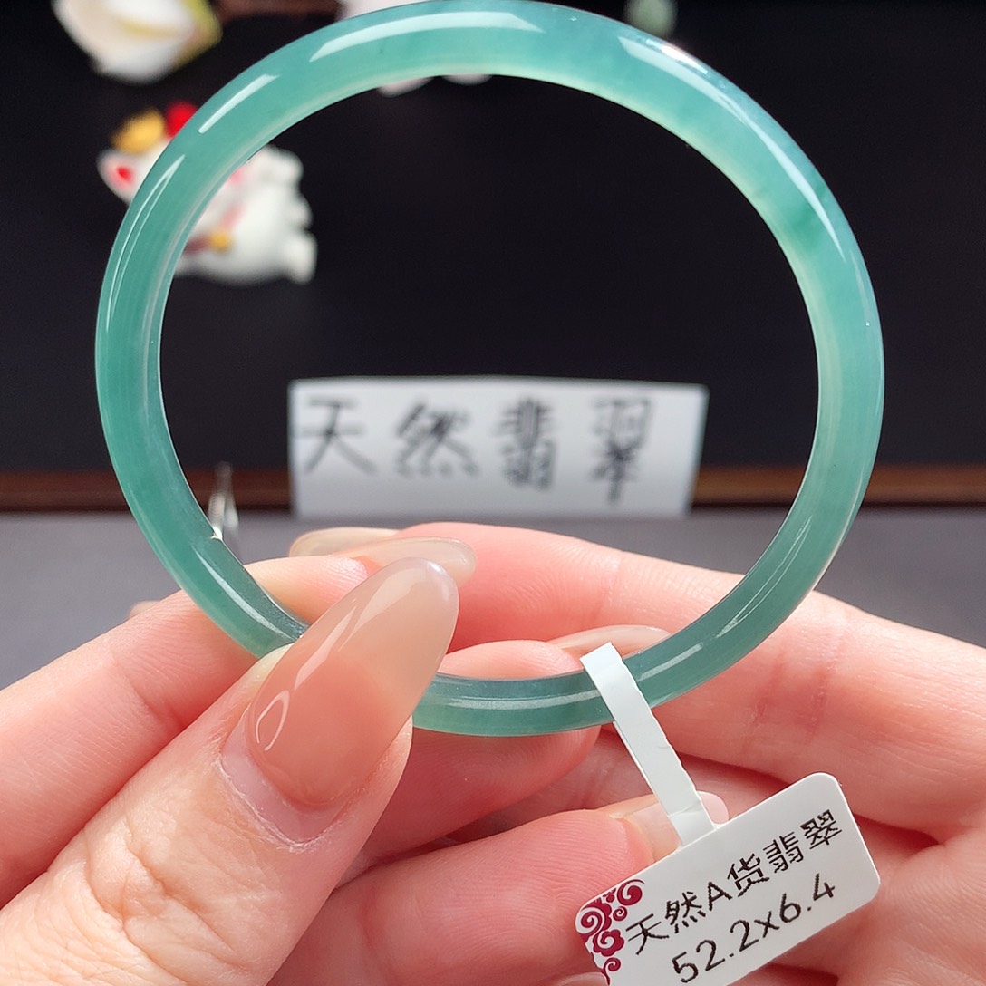 翡翠手镯（圆镯）未镶嵌