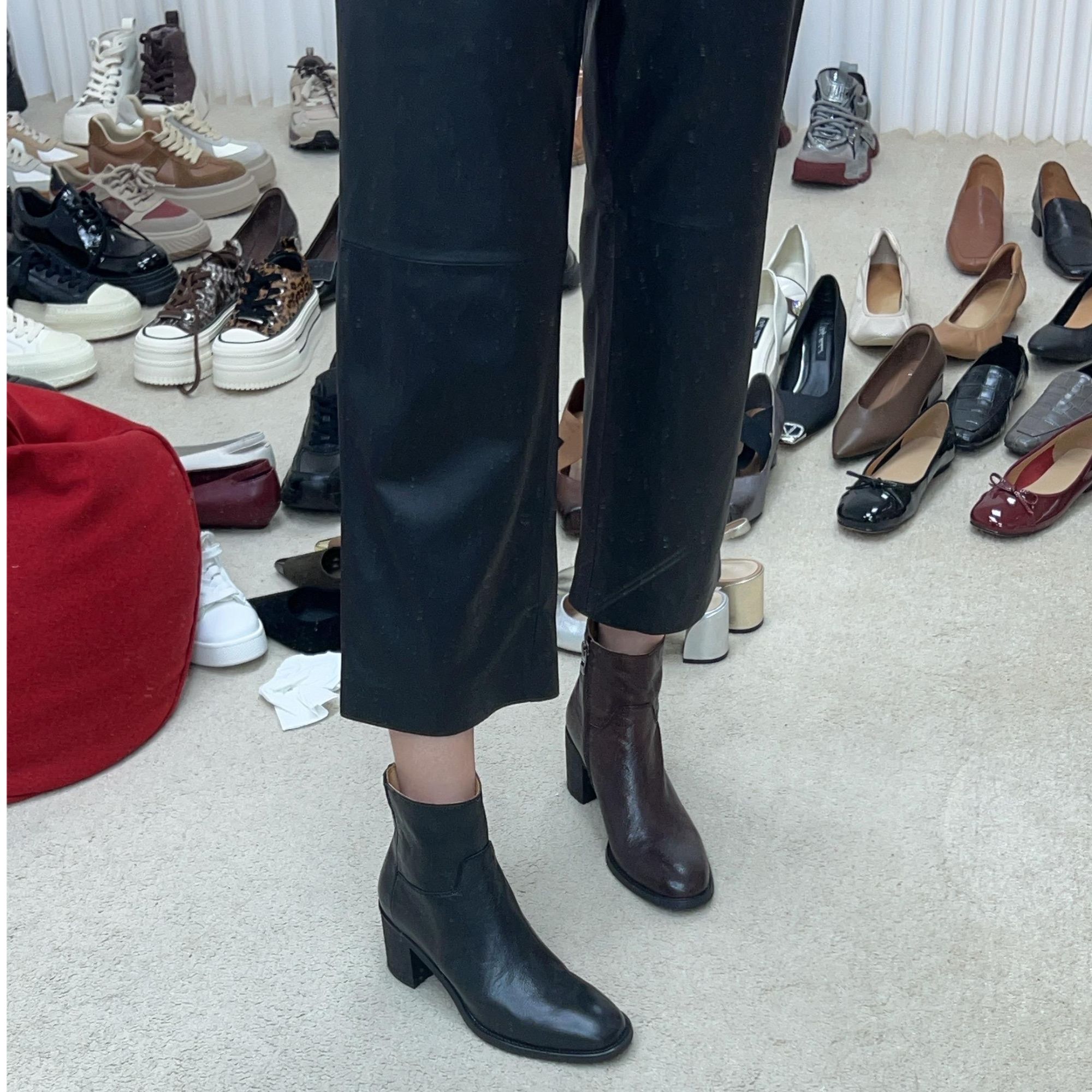 LIAJIGIRL/阿吉女·原创设计复古牛皮高级感瘦瘦靴粗跟短靴高跟