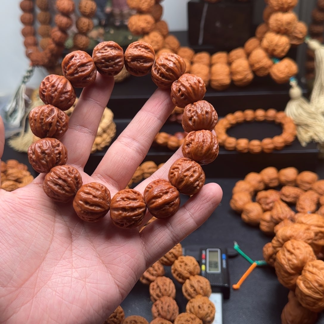 小****吊坠桃核树王小秋子