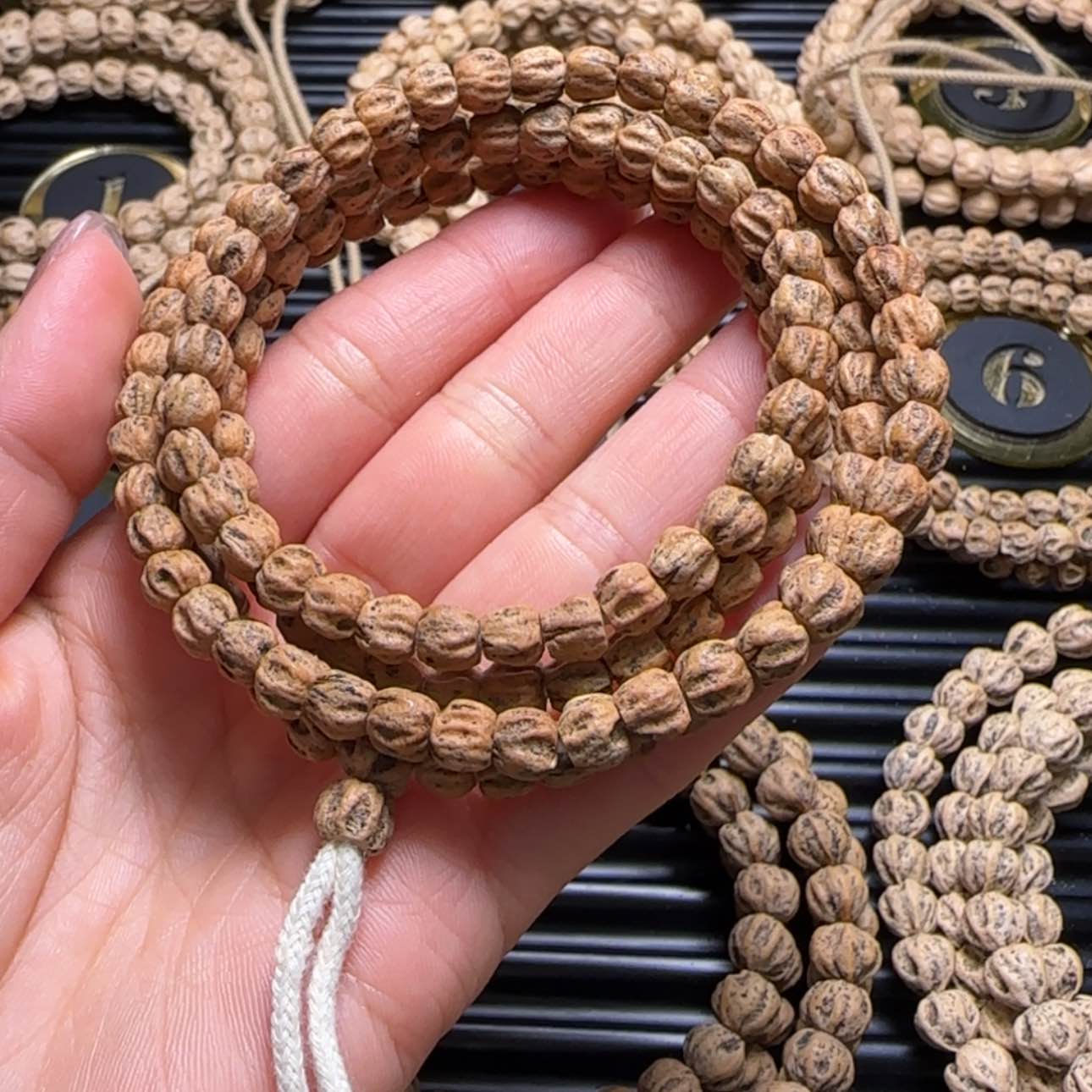 【闪购商品】柏香籽/百香籽吊坠