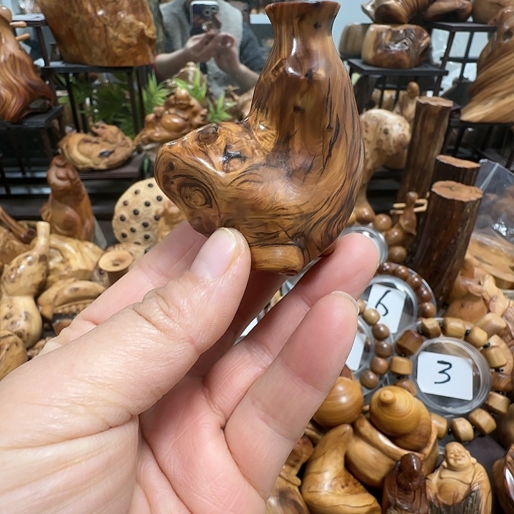 柏木太行崖柏陈化黑油随型小花瓶