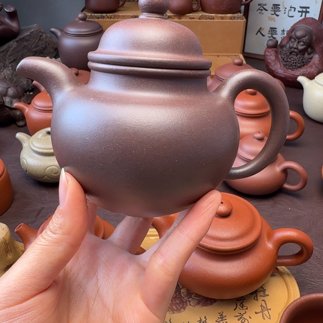 用***7茶壶紫砂特练紫泥  铎球   260微瑕