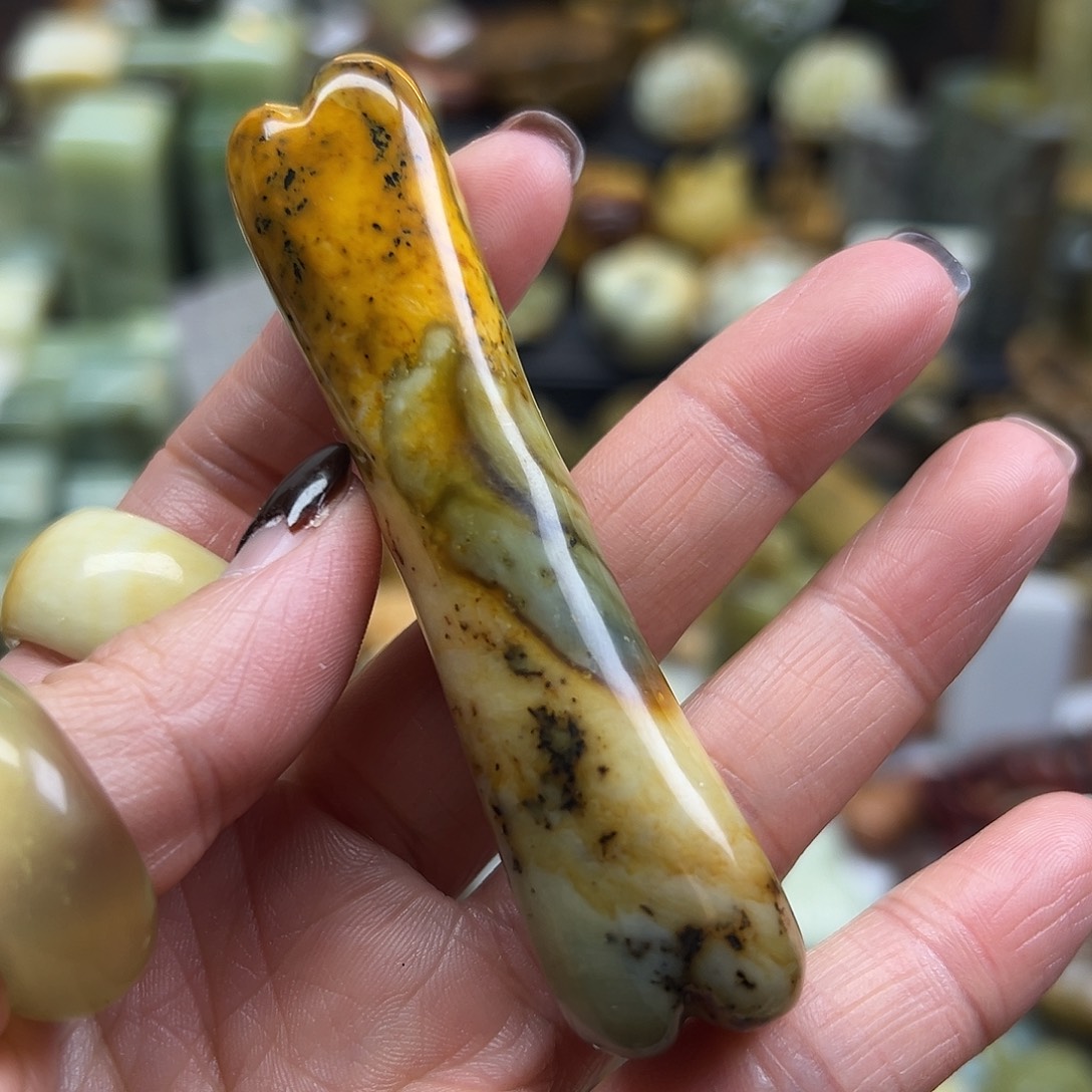岫玉未镶嵌颈饰花玉球蓝骨头手玩