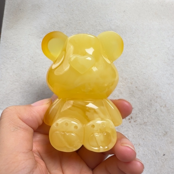 左***右未镶嵌蜜蜡珠宝奇石