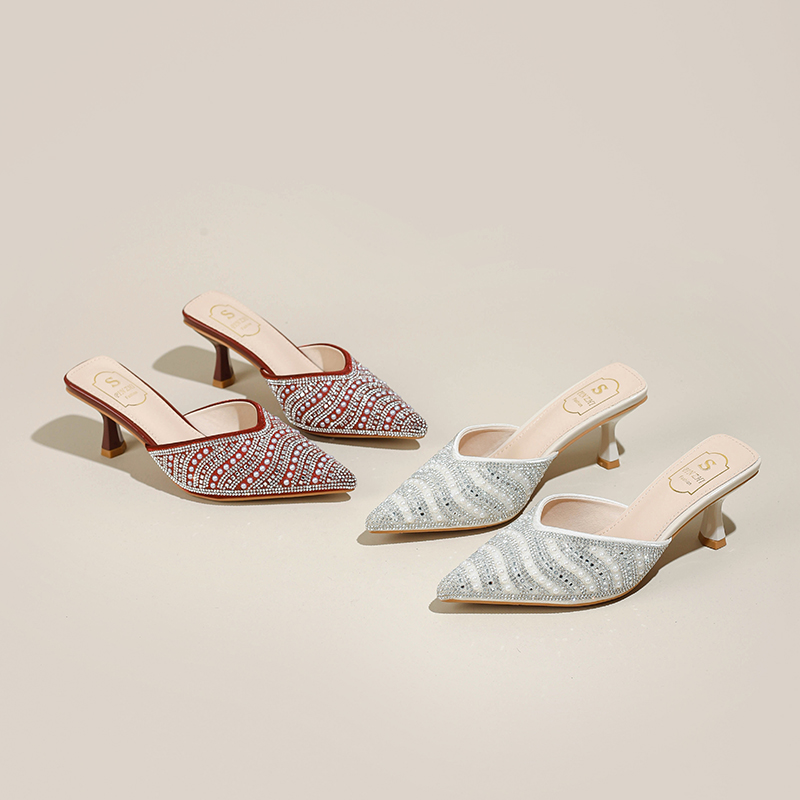 珍珠水钻包头拖尖头外穿时尚简约细跟配裙子牛仔裤拖鞋女6066-33