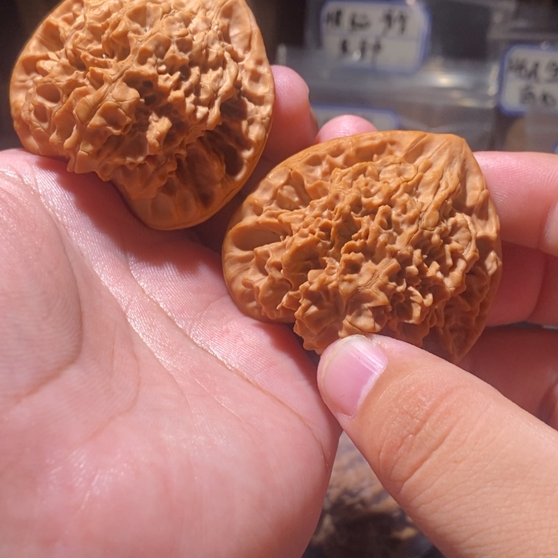 L***ㅤ吊坠文玩核桃50全品官帽