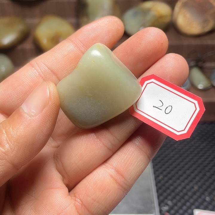 未镶嵌和田玉挂件20