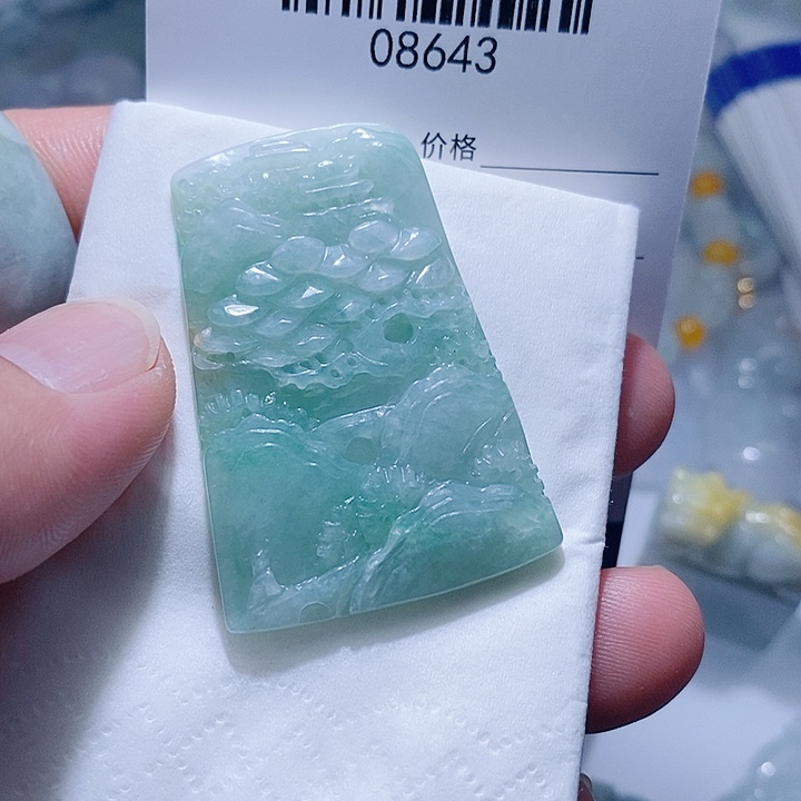 翡翠未镶嵌颈饰天光墟翡翠市场现金代购