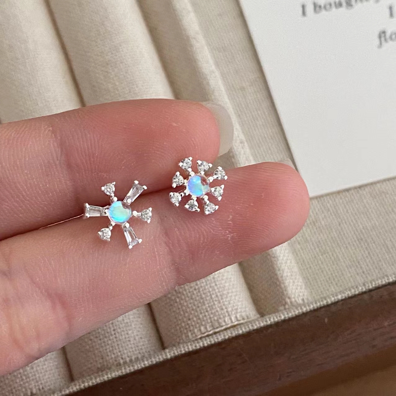 925银亚克力耳饰 日韩时尚百搭设计感AB款雪花少女风ins银耳饰