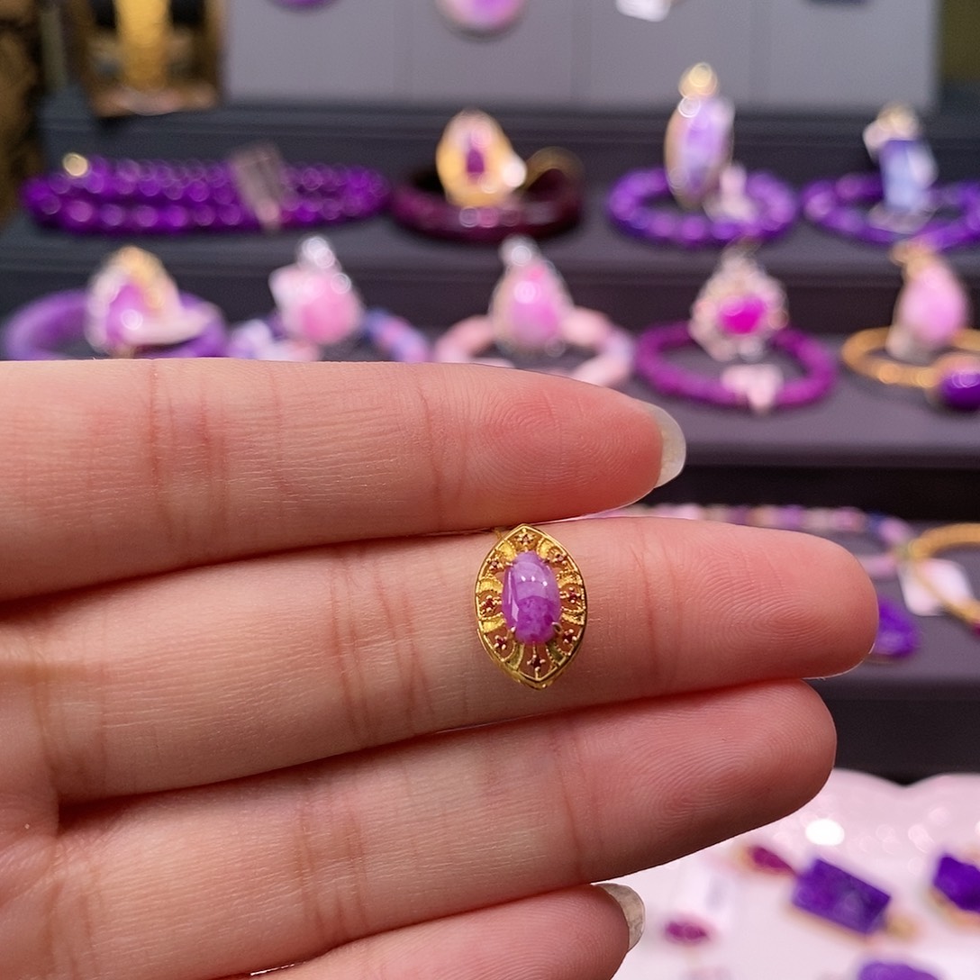 苏纪石（舒俱来）18K金镶嵌吊坠(不含链)